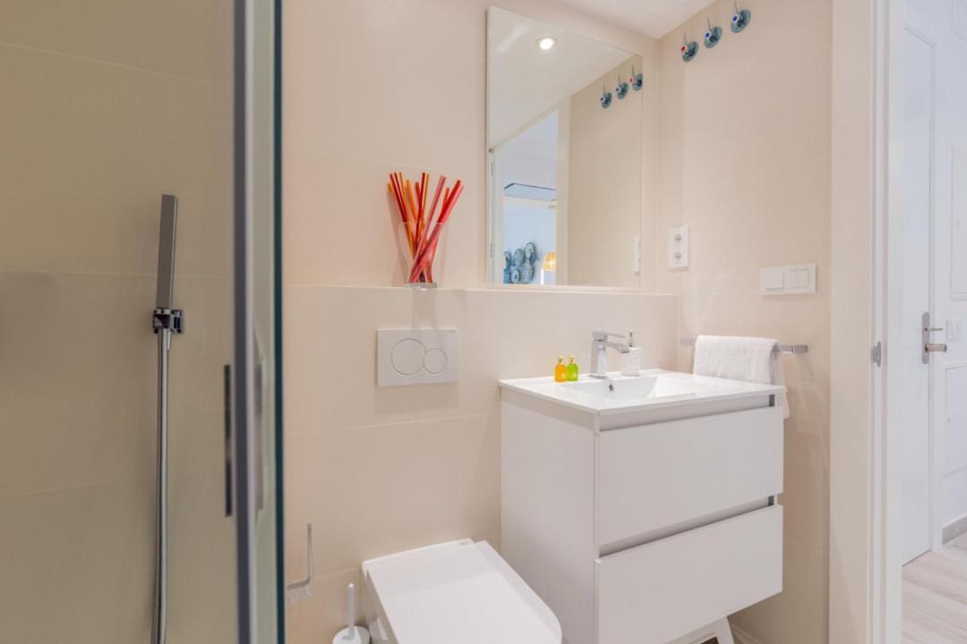 Minty Stay - Modern La Merced Малага Экстерьер фото
